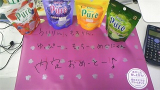 ���j����